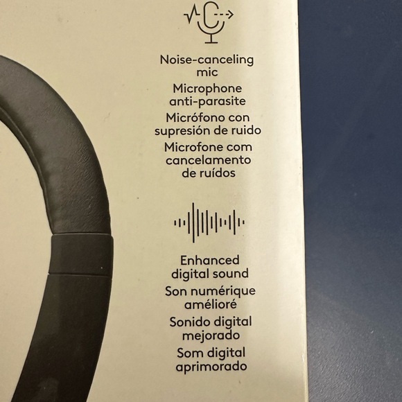 Logitech H390 Over the Ear Headset with Noise Cancelling Mic - Picture 7 of 8